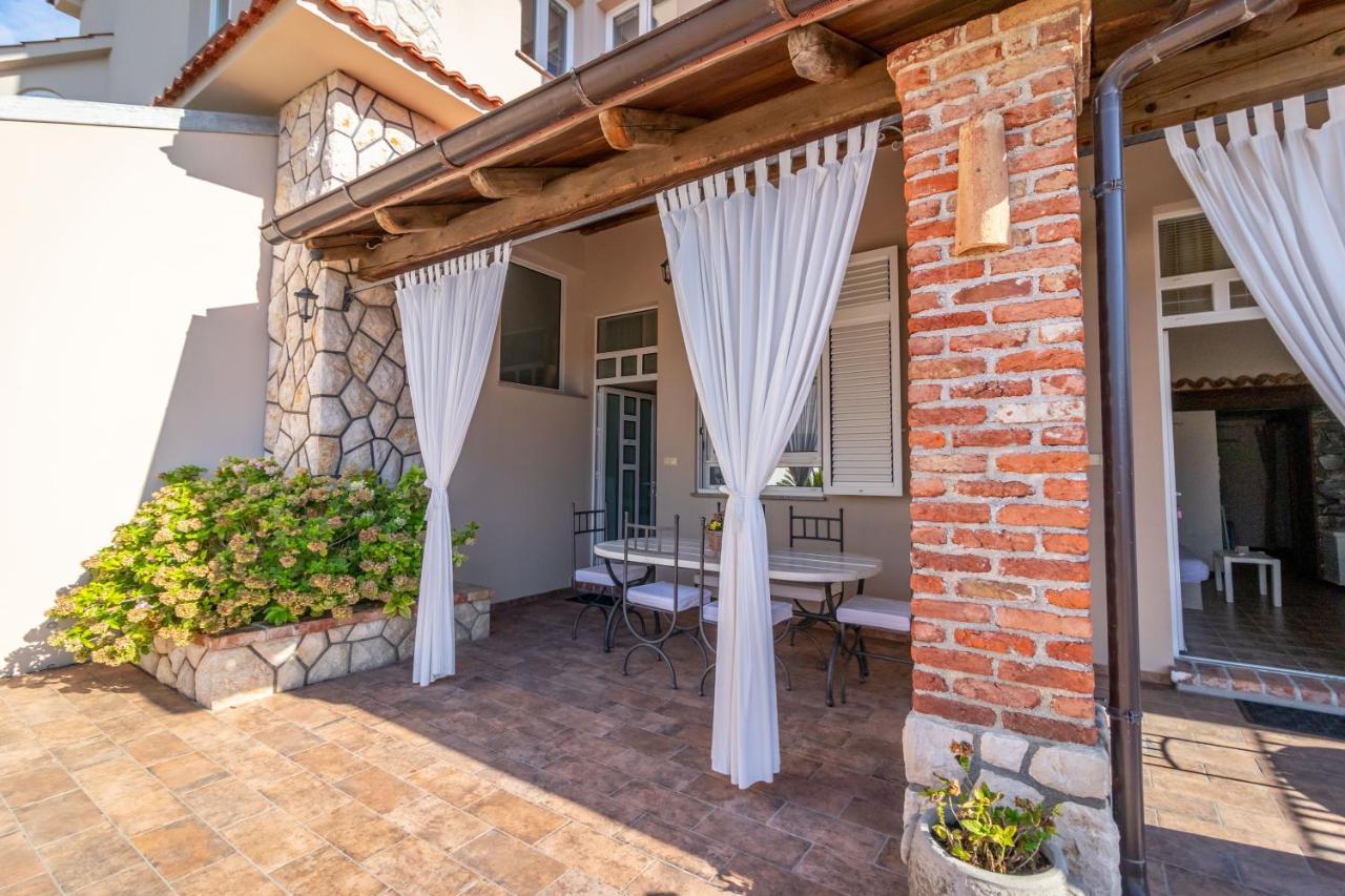 Apartments Vintage Banjol Exterior foto